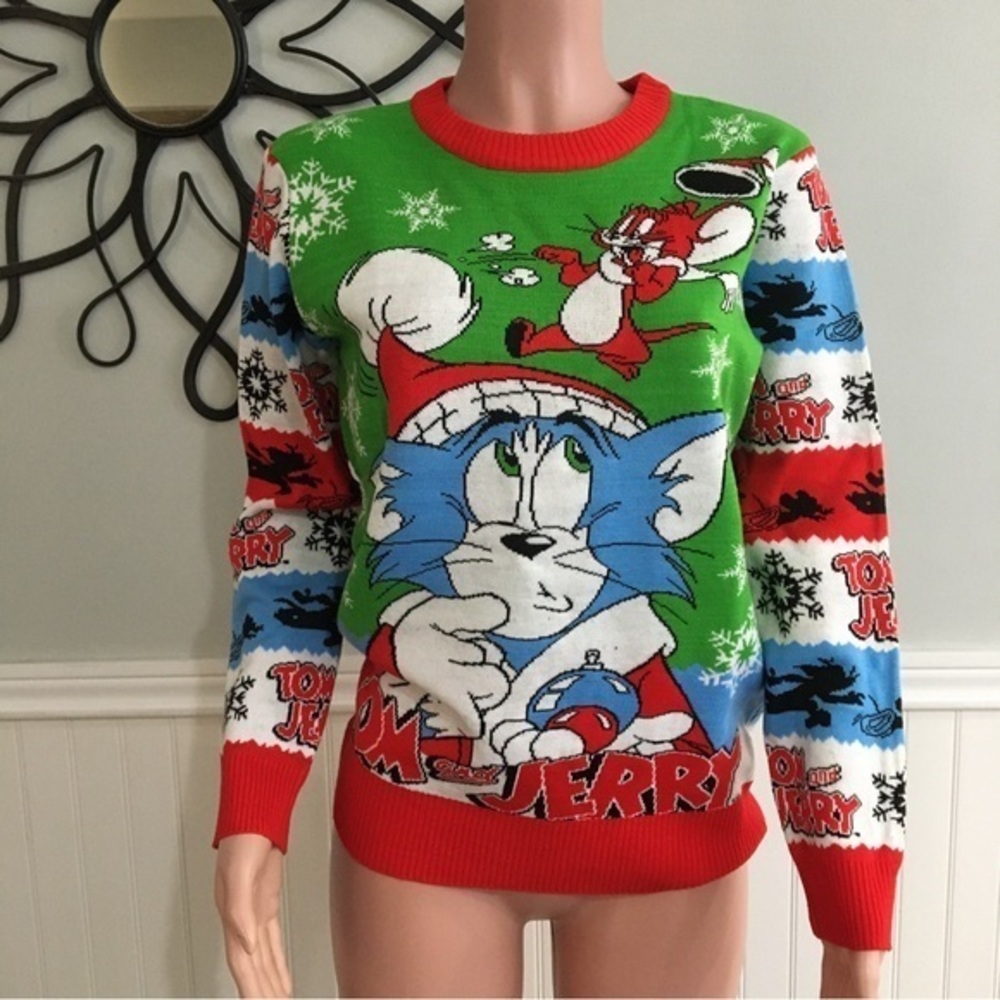 Tom & Jerry NWOT Christmas Sweater Multicolor size Small